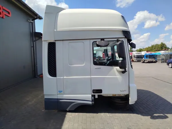 Cabine DAF XF 106 CCS OEM 6137686 - État Utilisé image 3