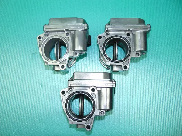 Volkswagen OE 038128063G Corpo de borboleta image 4