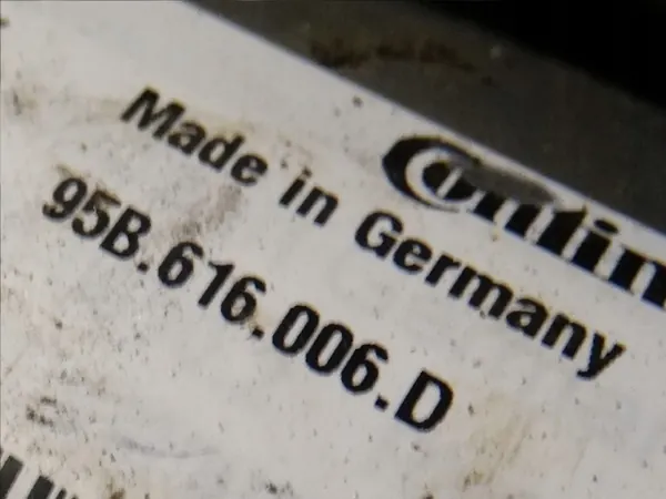 Porsche OE Luchtvering Compressor 95B616006D 55 image 4