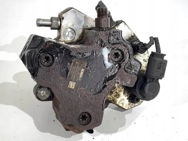 Pompe haute pression OEM A6420700501 pour Chrysler 300C image 3