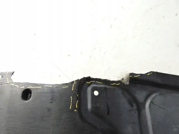 Motorplåt Audi A1 8X 1.6 TDI image 4