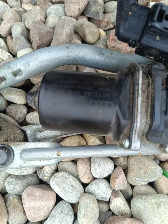 AUDI A4 B8 Wischermotor Vorne 8K1955023D image 2