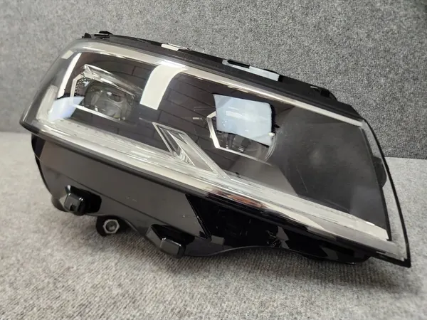 Conjunto de Faróis Dianteiros VW Transporter T6 Full LED 19- image 10