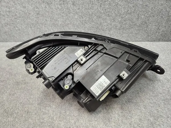 Conjunto de Faróis Dianteiros VW Transporter T6 Full LED 19- image 4