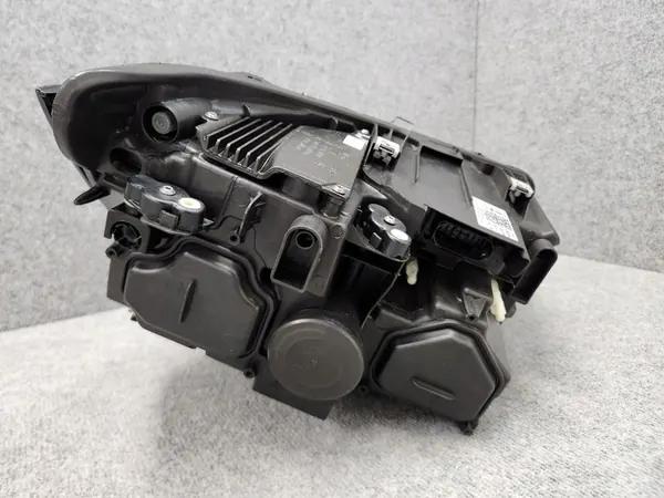 Conjunto de Faróis Dianteiros VW Transporter T6 Full LED 19- image 5