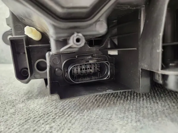 Conjunto de Faróis Dianteiros VW Transporter T6 Full LED 19- image 8