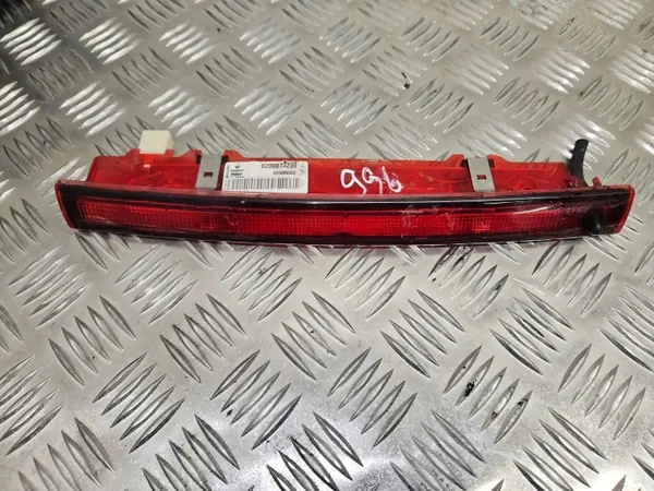 OEM 8200073239 Derde remlicht achter voor Renault image 3