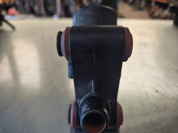 Vanne de chauffage AdBlue MAN TGX TGS Euro 5 image 2