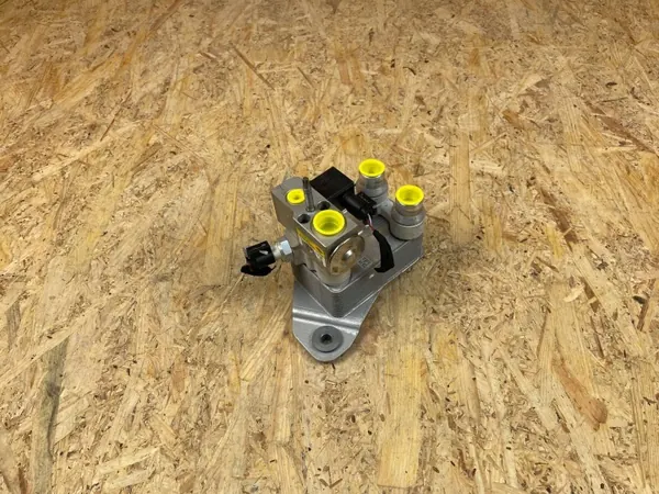 Gebruikte Mercedes-Benz A1778302200 AC-condensor image 3