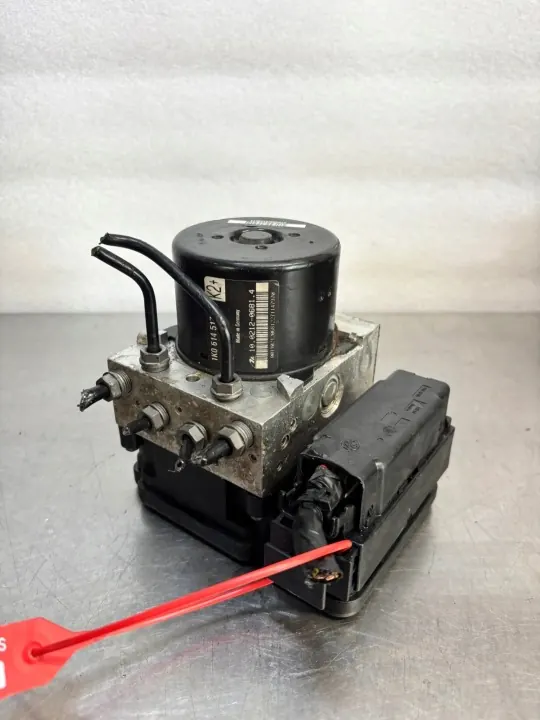 ABS Pump VW Skoda Seat Audi 1K0614517DE image 2