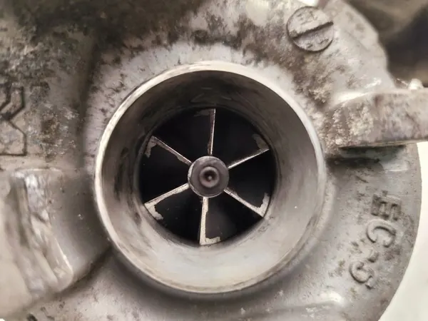 Audi A3 Turbo 2.0 TDI Diesel 2008 Hatchback 03L253056B image 6