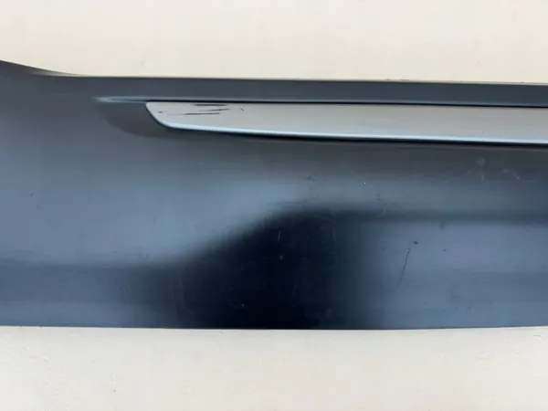 OEM BJ32-274A48 Oikea Takaoven Lista - Range Rover Evoque image 4