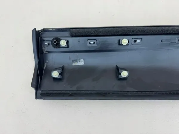OEM BJ32-274A48 Oikea Takaoven Lista - Range Rover Evoque image 9