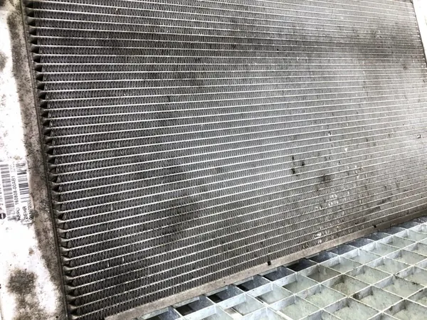 Radiador de agua MINI R56 1.6 109CV 2751275 image 4