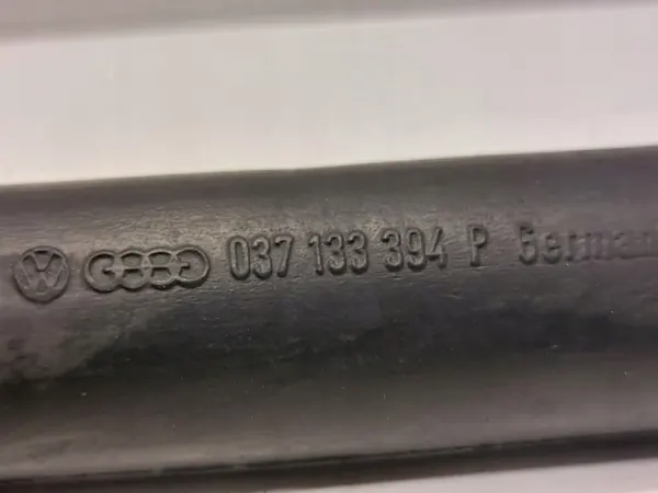 Begagnad Volkswagen OE luftpump OEM 037133394P image 3