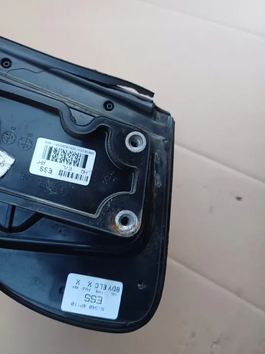 Oikea Peili 3-Pinni OEM Hyundai i20 BH Väri image 8