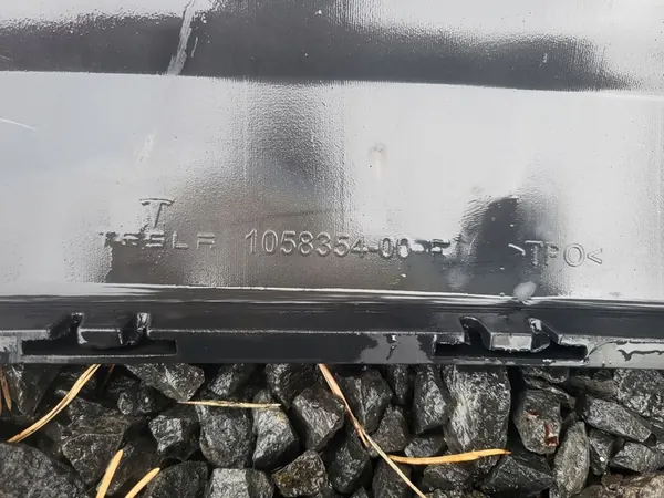 Bakre stötfångardiffusor Tesla Model X 1058354-00-F image 3