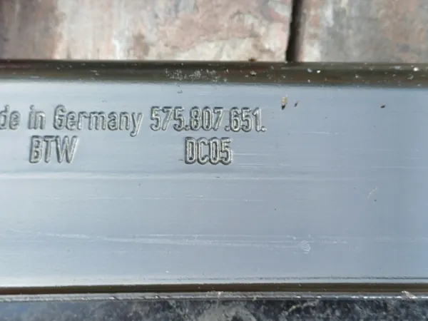SEAT ATECA Poutre de pare-chocs avant inférieure OEM 575807651 image 4