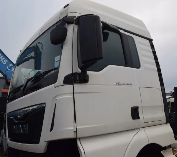 Cabina completa MAN TGX XLX - Usada, Euro 5/6 image 4