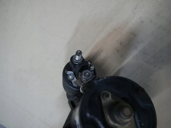 Motor de arranque BMW E39 525d 7785691 image 2