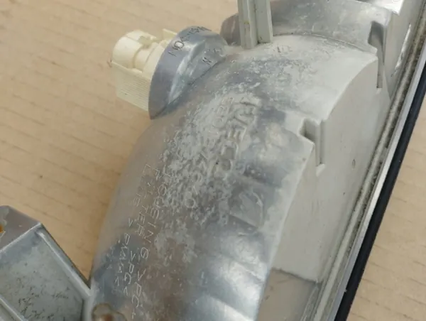 Iveco Daily IV 2014 Indicadores Esquerdo Direito Conjunto OEM 5801874640 image 5