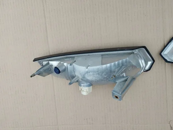 Iveco Daily IV 2014 Indicadores Esquerdo Direito Conjunto OEM 5801874640 image 8