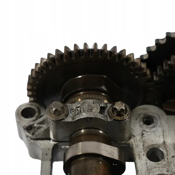 BMW N57 Diesel Nokka-akselit & Sylinterikansi OEM 8575439 image 9