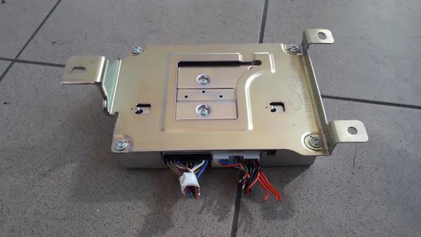 Audio/Navi-versterker Kia Soul III 2019-22 OEM 96370-J2200 image 3