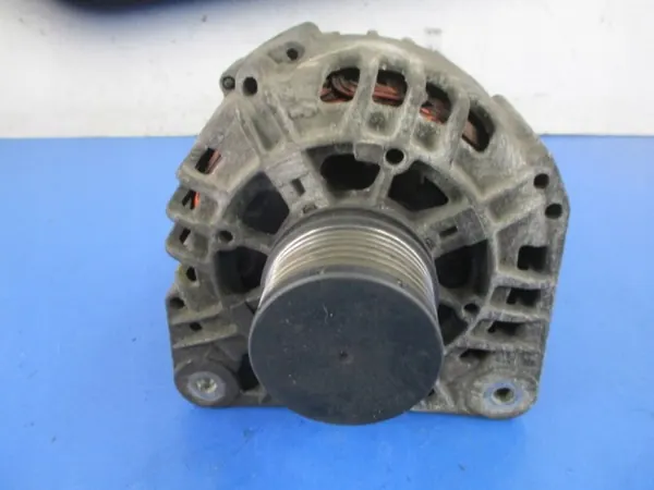 ALMERA N16 FL 1.5DCi Vaihtovirtageneraattori VALEO 8200385098 image 2