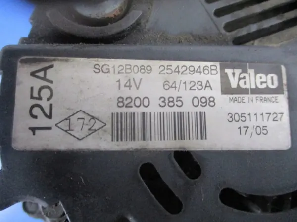ALMERA N16 FL 1.5DCi Vaihtovirtageneraattori VALEO 8200385098 image 5