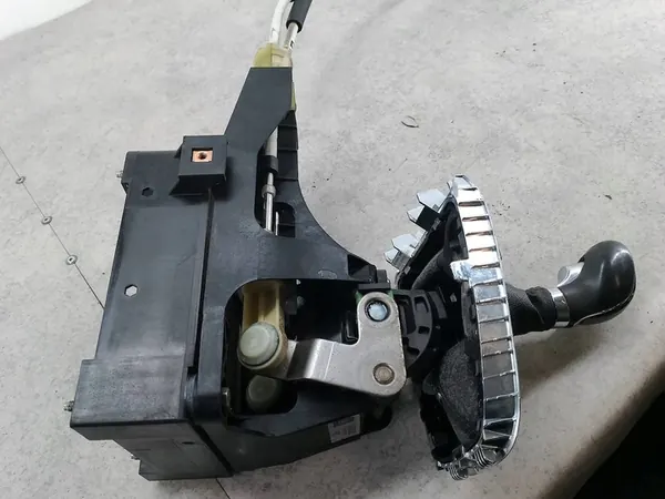 Tringler de changement de vitesse Opel Astra J 1.6 16V image 8