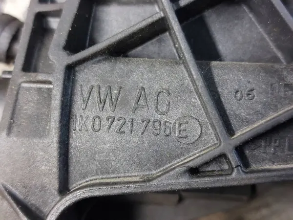 Kopplingsrör + Kopplingspump Golf V 1.6 8V image 4