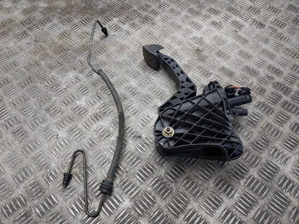 Kopplingsrör + Kopplingspump Golf V 1.6 8V image 5