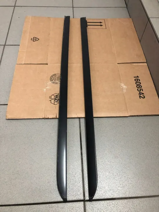 BMW E60 E61 Garniture Pilier Pare-brise OEM 7045447/7045448 image 2