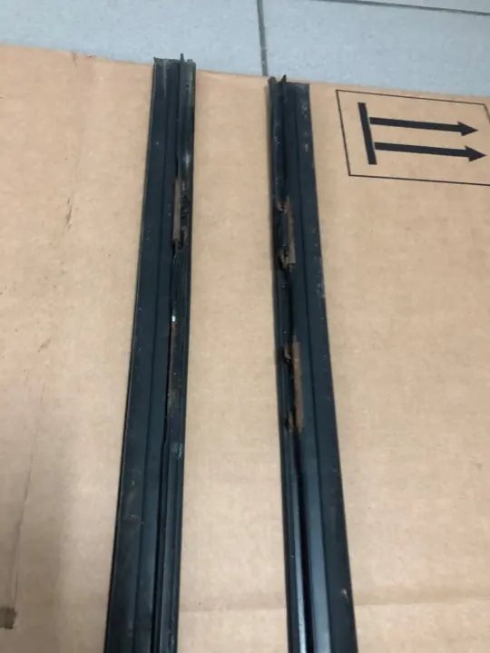 BMW E60 E61 Garniture Pilier Pare-brise OEM 7045447/7045448 image 9