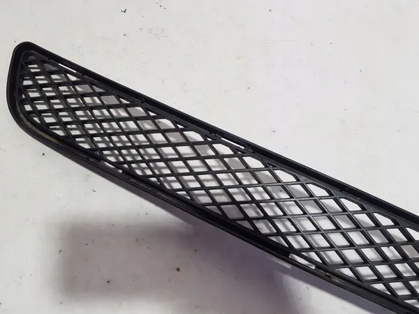 Rejilla de parachoques delantera Mercedes ML W164 image 2