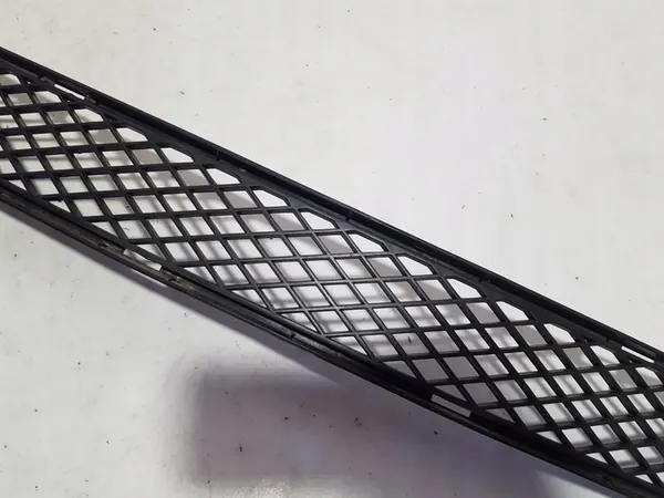 Rejilla de parachoques delantera Mercedes ML W164 image 3