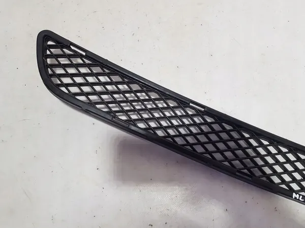 Rejilla de parachoques delantera Mercedes ML W164 image 6