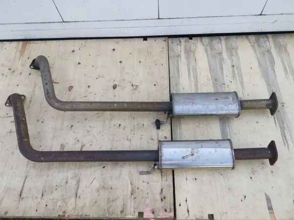 Tuyau d'échappement central Hyundai Kona OEM 0SS11 image 2
