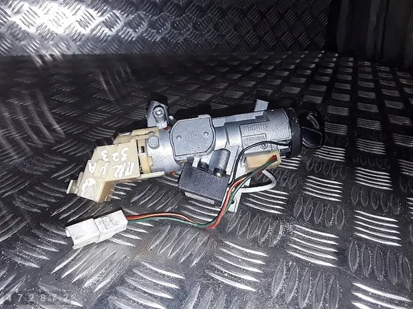 1996 Mazda 323f Interruptor de Ignição 1600PETROL BD7F66939 image 2