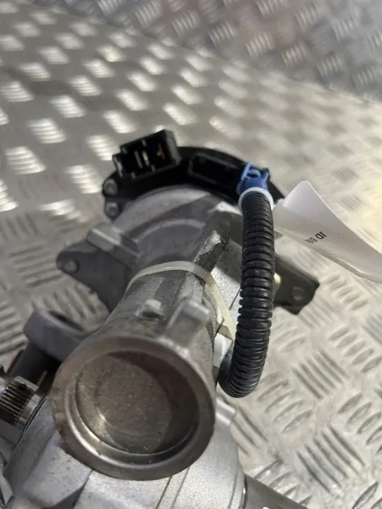 Mitsubishi OE servostyrpump OEM 8633A115 image 3