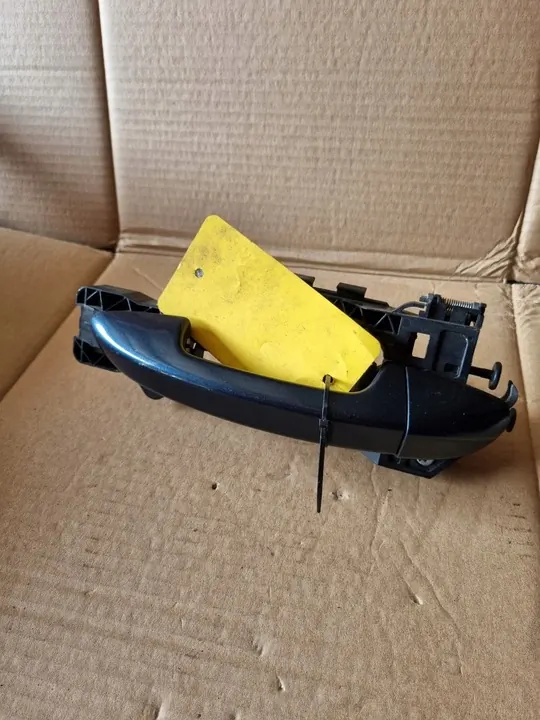 Vasen ovenkahva VW PASSAT B7 ALLTRACK 3C0837885D image 2