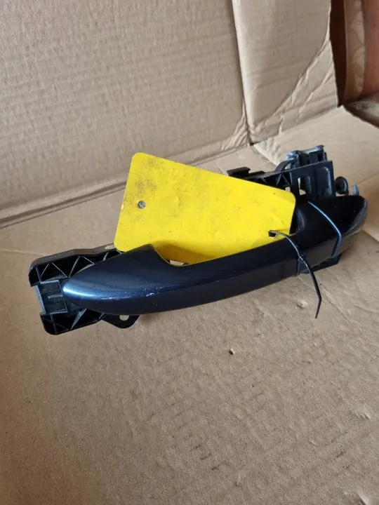 Vasen ovenkahva VW PASSAT B7 ALLTRACK 3C0837885D image 3