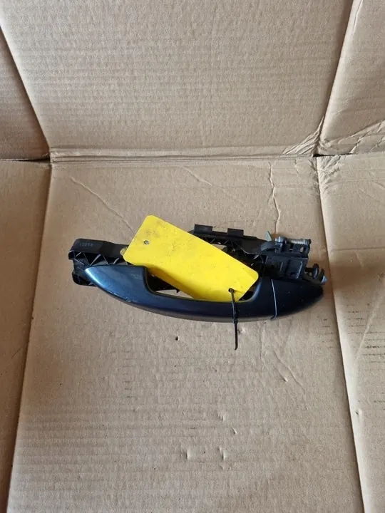 Vasen ovenkahva VW PASSAT B7 ALLTRACK 3C0837885D image 4