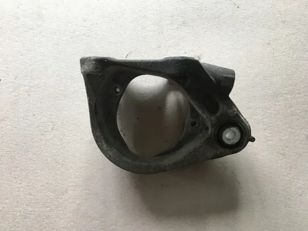 VOLVO V60 10-13 Support Half Shaft Manual OEM 31480220 image 3