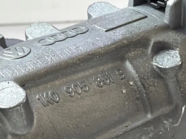 Interruptor de encendido OEM 1K0905865ALS con llave - Usado image 7