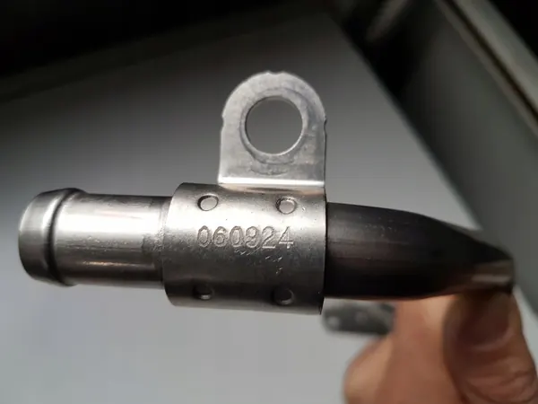 Tubo de escape EGR OEM Renault Symbioz 1.6 E-Tech image 4