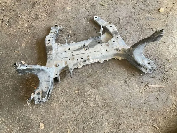 Motorliggerslee OEM 6872730 voor BMW F39 F48 image 2