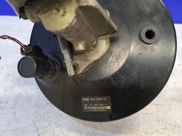 Servo VOLVO V50 2.0L Diesel 2004 image 3