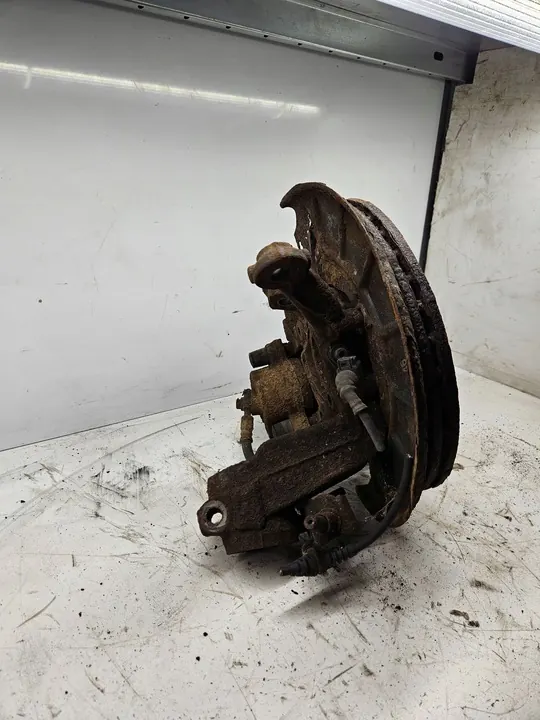 Mozzo ruota anteriore sinistro Seat Leon (1P) 1K0407255P image 8